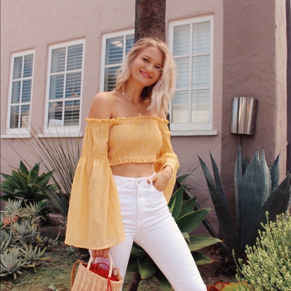 Yellow long sleeve off the shoulder blouse❤️ - Picture 3 of 3